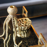 LE-Octopus-Candleholder-Brass-1